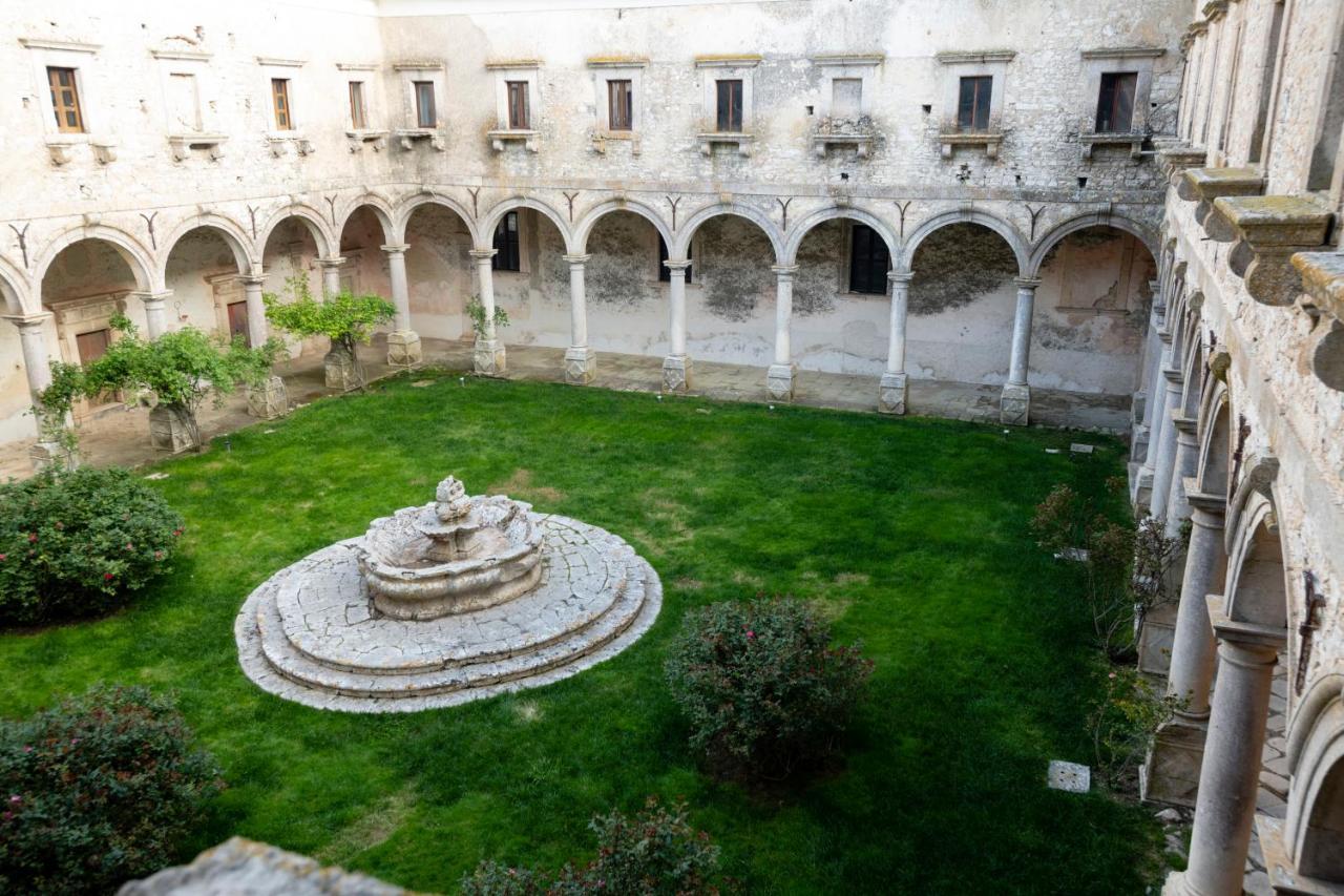Abbazia Santa Maria Del Bosco Konuk evi Contessa Entellina Dış mekan fotoğraf