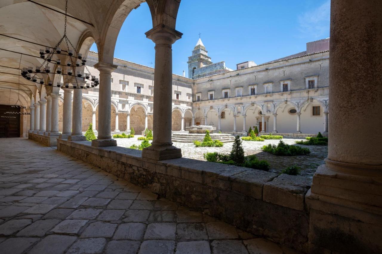 Abbazia Santa Maria Del Bosco Konuk evi Contessa Entellina Dış mekan fotoğraf