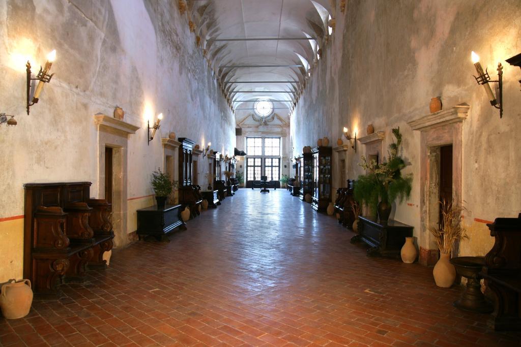 Abbazia Santa Maria Del Bosco Konuk evi Contessa Entellina Dış mekan fotoğraf