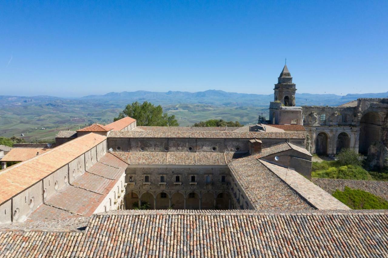 Abbazia Santa Maria Del Bosco Konuk evi Contessa Entellina Dış mekan fotoğraf