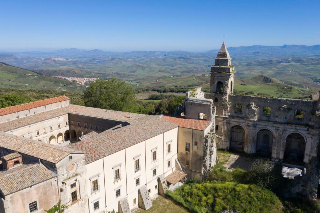 Abbazia Santa Maria Del Bosco Konuk evi Contessa Entellina Dış mekan fotoğraf